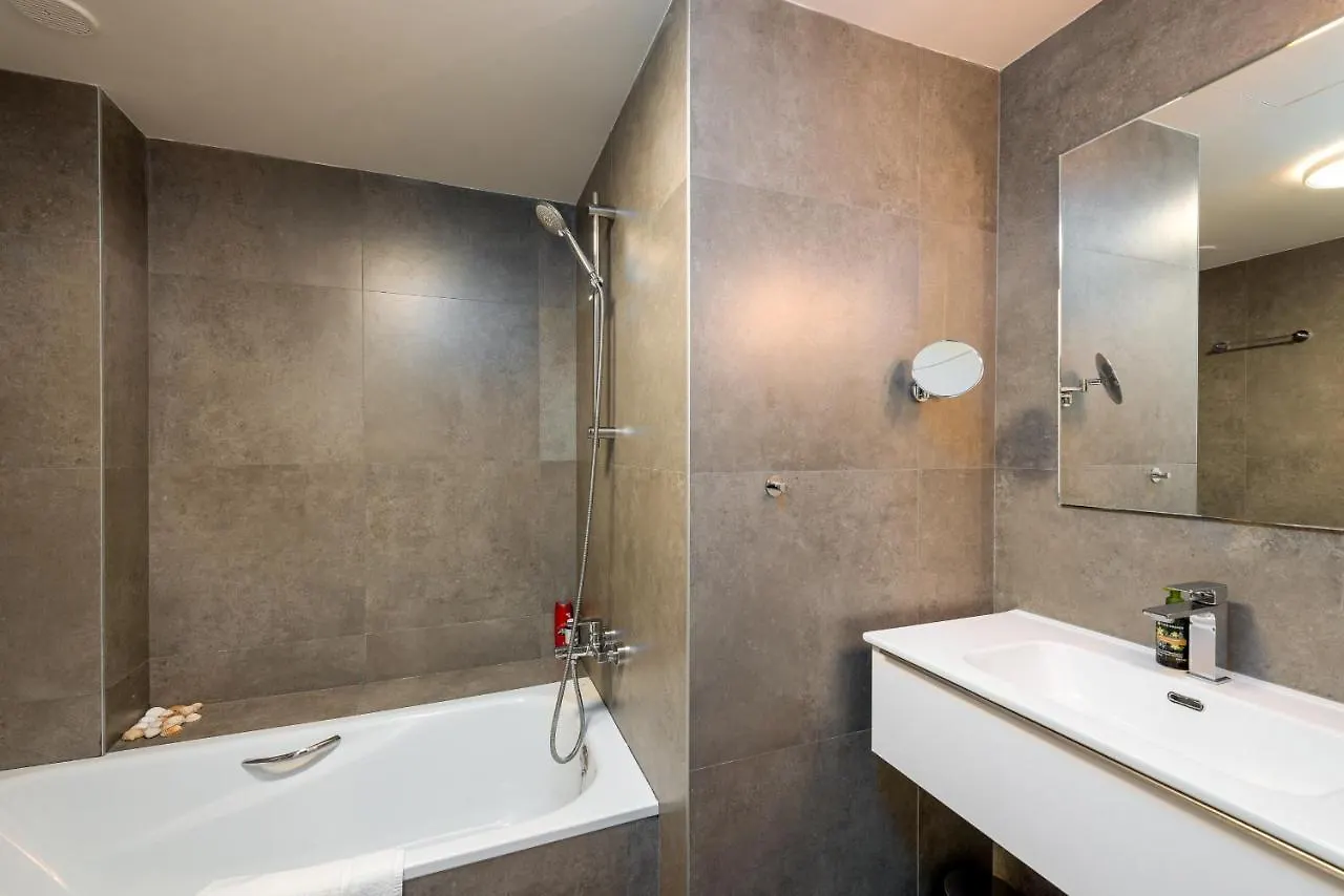 Luxurious Apartment With Sea Views Blue Suites B2-103 Manilva
