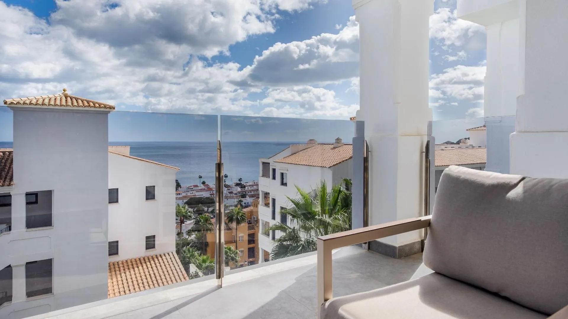 Luxurious Apartment With Sea Views Blue Suites B2-103 Manilva